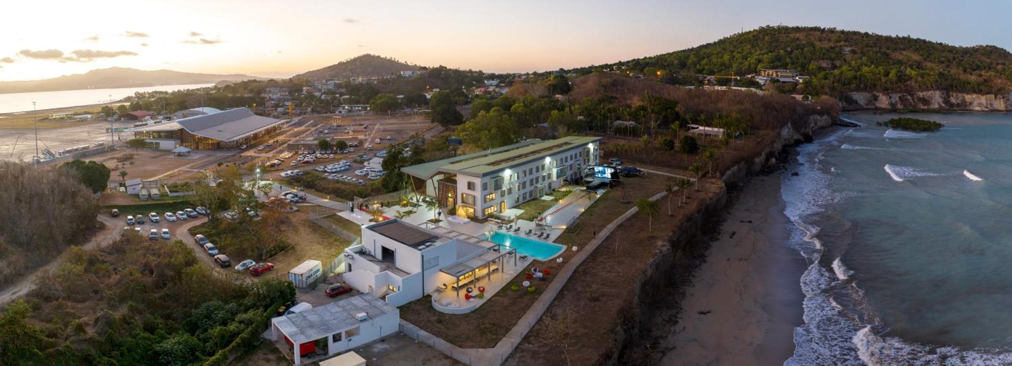 Ibis Styles Mayotte Aeroport Pamandzi Екстериор снимка